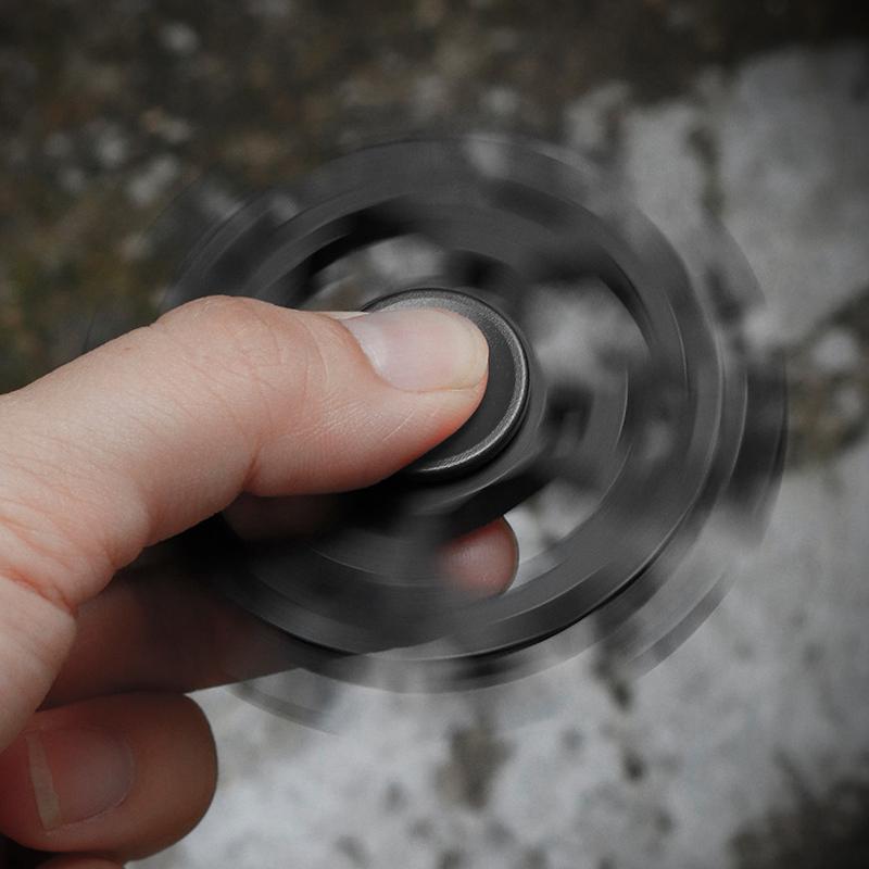 Snowflake Multifunctional Fingertip Gyro Wrench Tool Toy