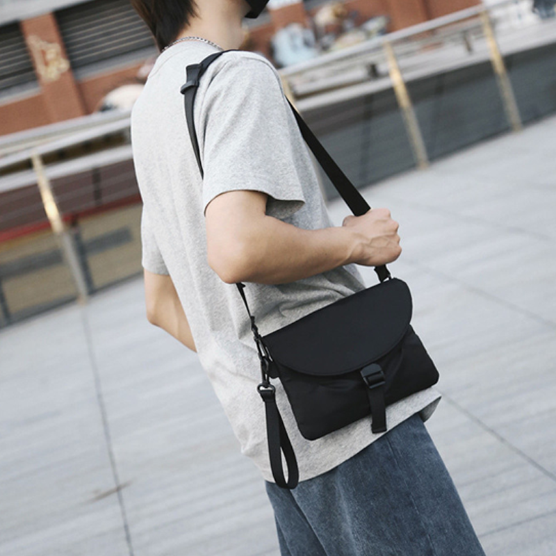 Men's New Messenger Outdoor Sports Chest Leisure Multi-Functional Bag