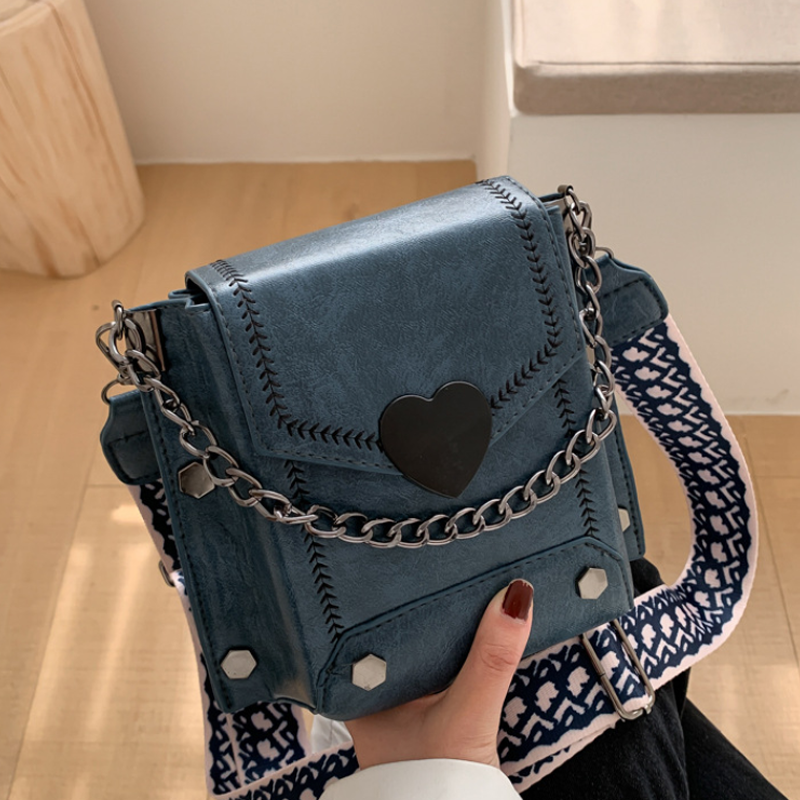New Style All-match Texture Messenger Bag